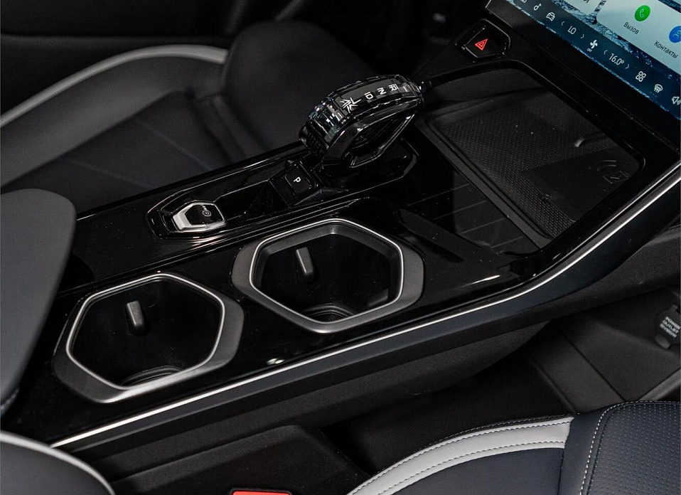 Geely Atlas, II 2.0 AT (200 л.с.) 4WD