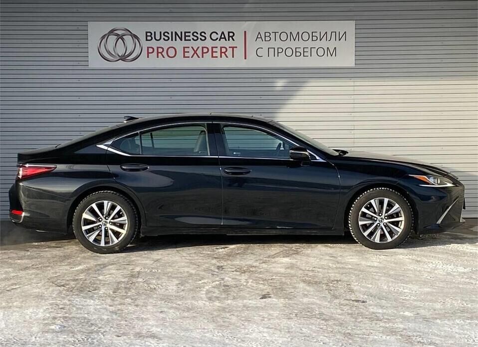 Lexus ES, VII 250 2.5 AT (200 л.с.)