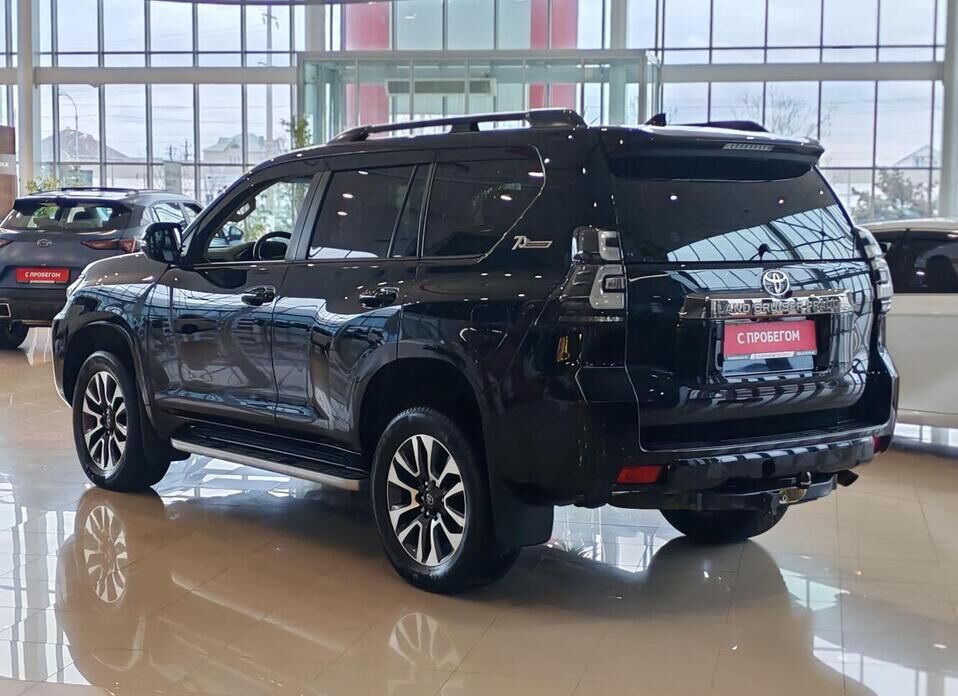 Toyota Land Cruiser Prado, 150 Series Рестайлинг 3 2.8d AT (200 л.с.) 4WD