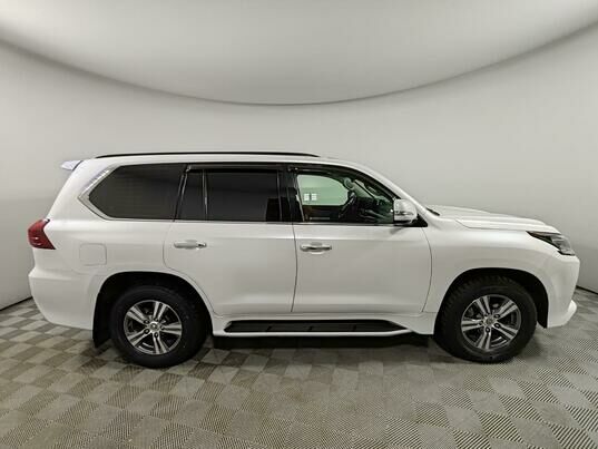 Lexus LX, 2021 г., 109 674 км