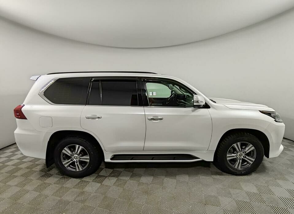 Lexus LX 450d 4.5d AT (272 л.с.) 4WD