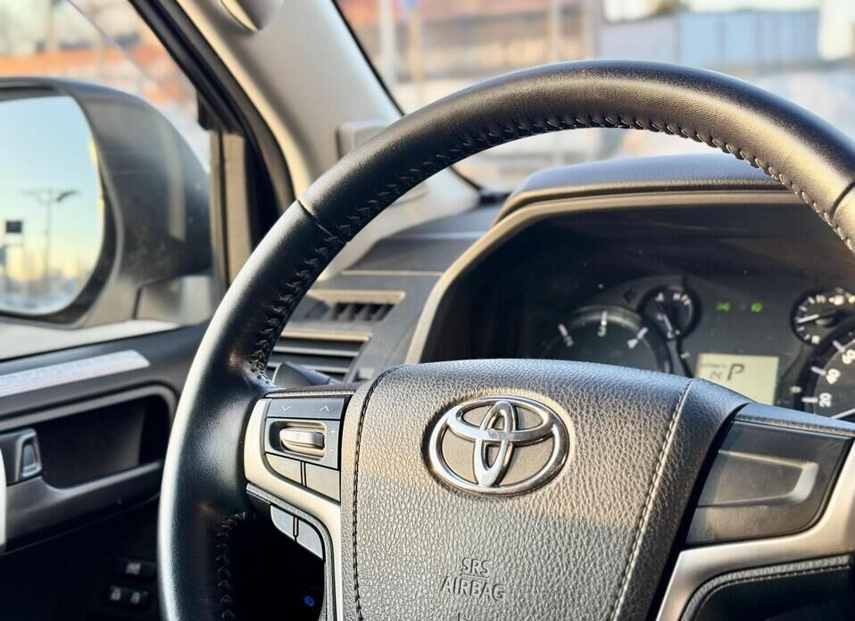 Toyota Land Cruiser Prado, 150 Series Рестайлинг 2 2.8d AT (177 л.с.) 4WD