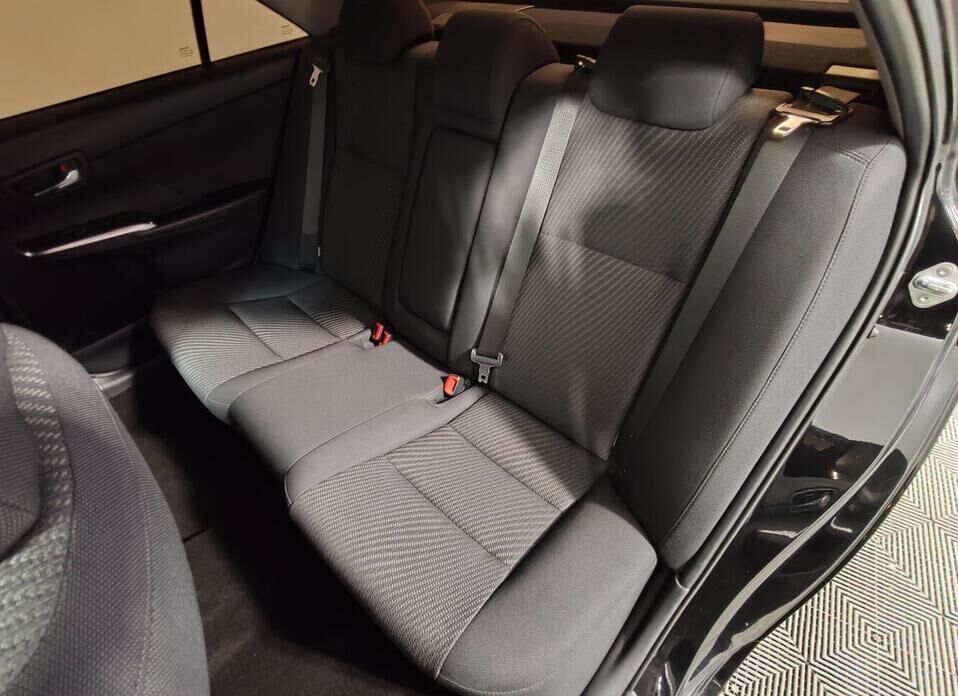 Toyota Camry, VII (XV50) Рестайлинг 2.5 AT (181 л.с.)