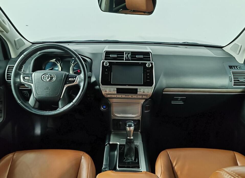 Toyota Land Cruiser Prado, 150 Series Рестайлинг 2 2.8d AT (177 л.с.) 4WD