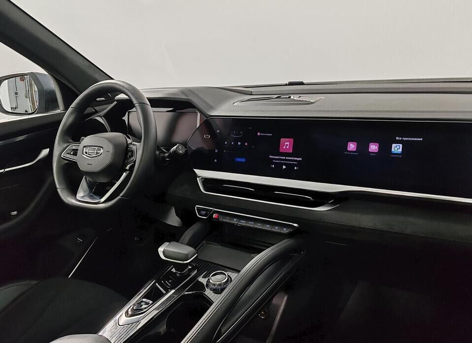 Geely Monjaro 2.0 AT (238 л.с.) 4WD