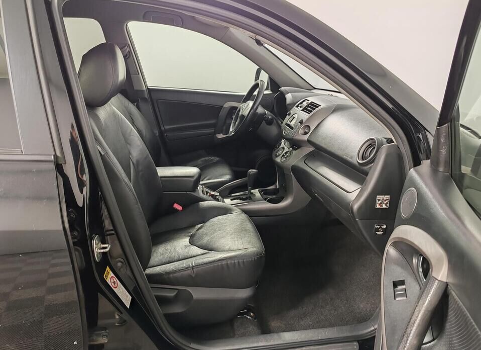 Toyota RAV4, III (XA30) 2.0 AT (152 л.с.) 4WD