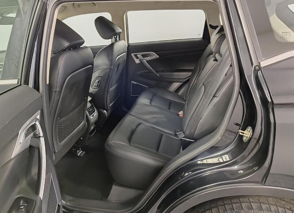 Geely Atlas 1.8 AT (184 л.с.) 4WD