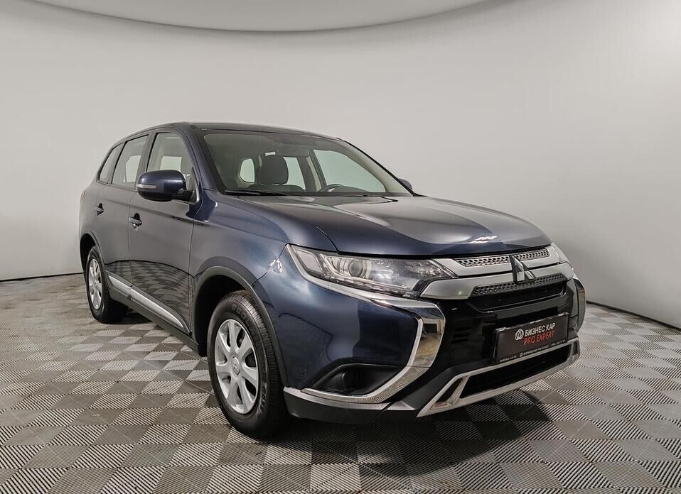 Mitsubishi Outlander, III Рестайлинг 3 2.0 CVT (146 л.с.)