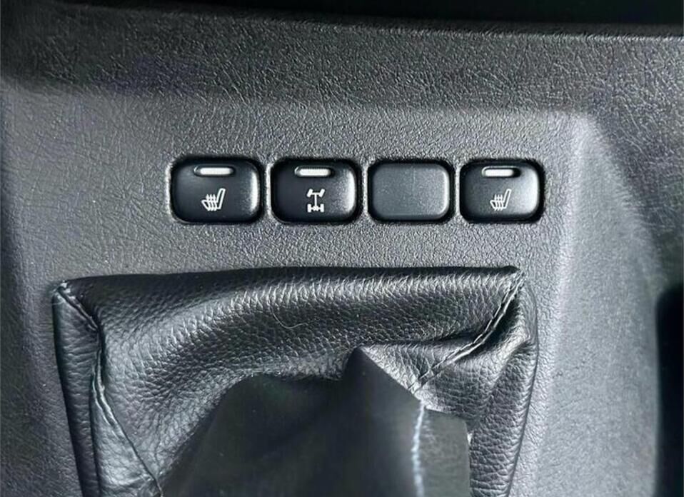 УАЗ Pickup, I Рестайлинг 2 2.7 MT (150 л.с.) 4WD