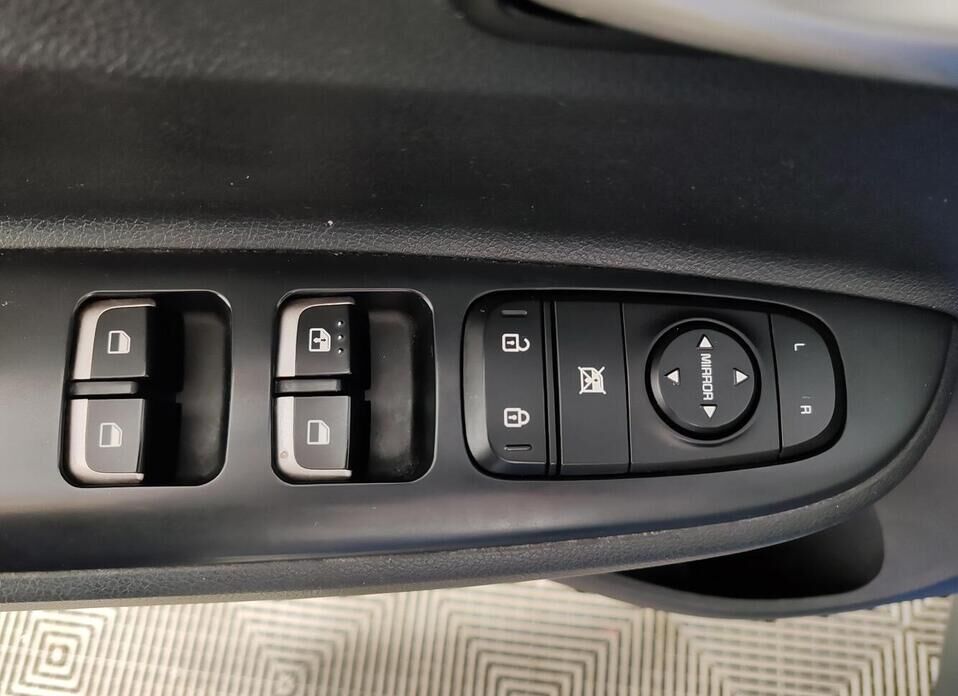 Kia Rio X 1.6 AT (123 л.с.)