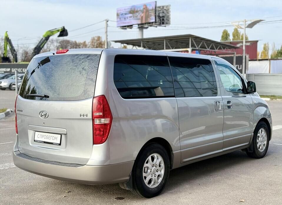 Hyundai H-1, II 2.4 AT (173 л.с.)