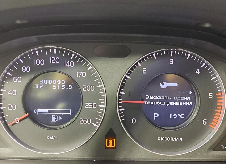 Volvo XC60, I 2.4d AT (175 л.с.)