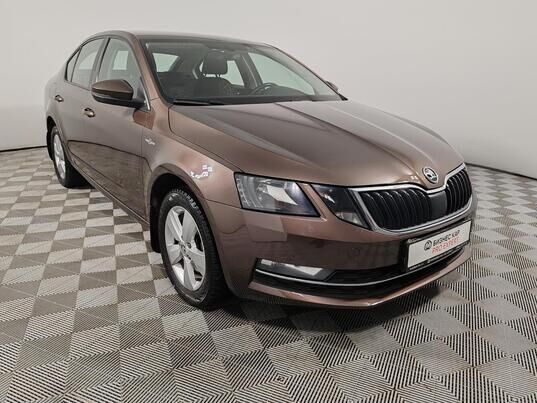 Skoda Octavia, 2018&nbsp;г., 216&nbsp;373&nbsp;км