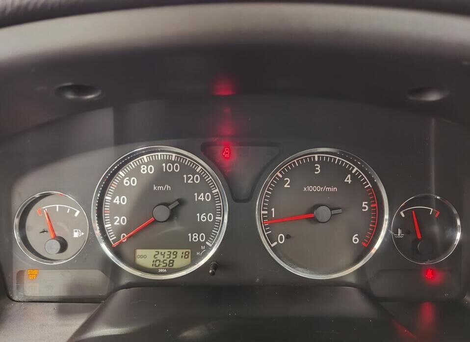 Nissan Patrol, V (Y61) Рестайлинг 3.0d AT (160 л.с.) 4WD