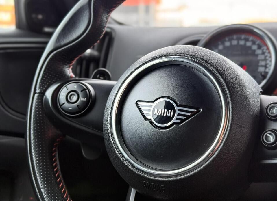 MINI Countryman, II John Cooper Works 2.0 AT (231 л.с.) 4WD