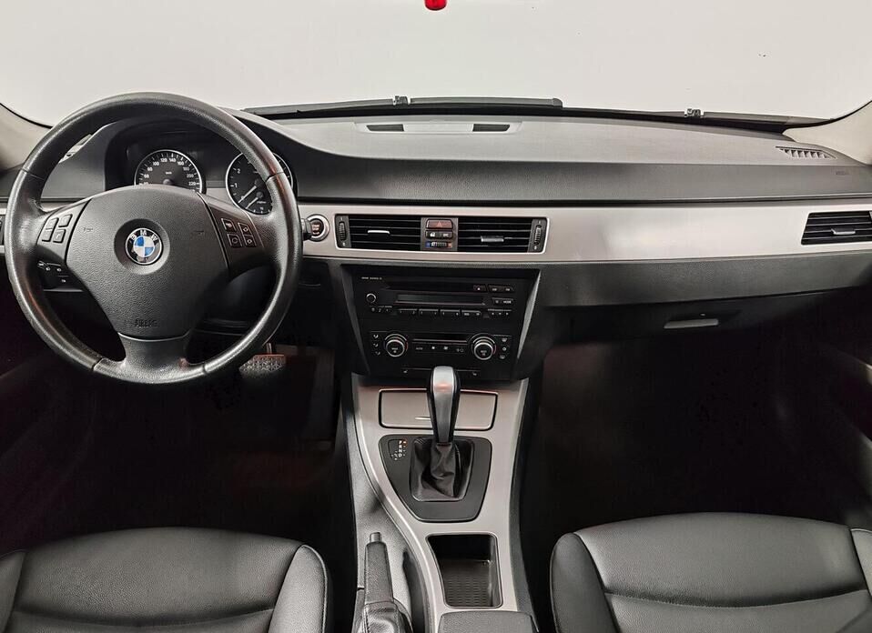 BMW 3 серии 325i 2.5 AT (218 л.с.)