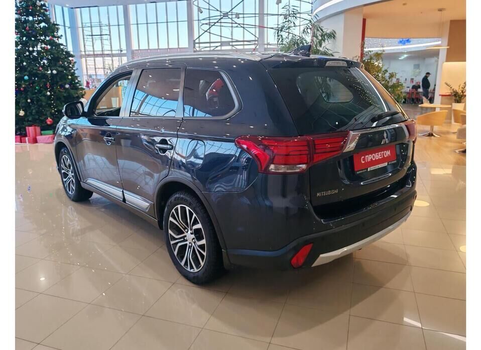 Mitsubishi Outlander, III Рестайлинг 2 2.0 CVT (146 л.с.)
