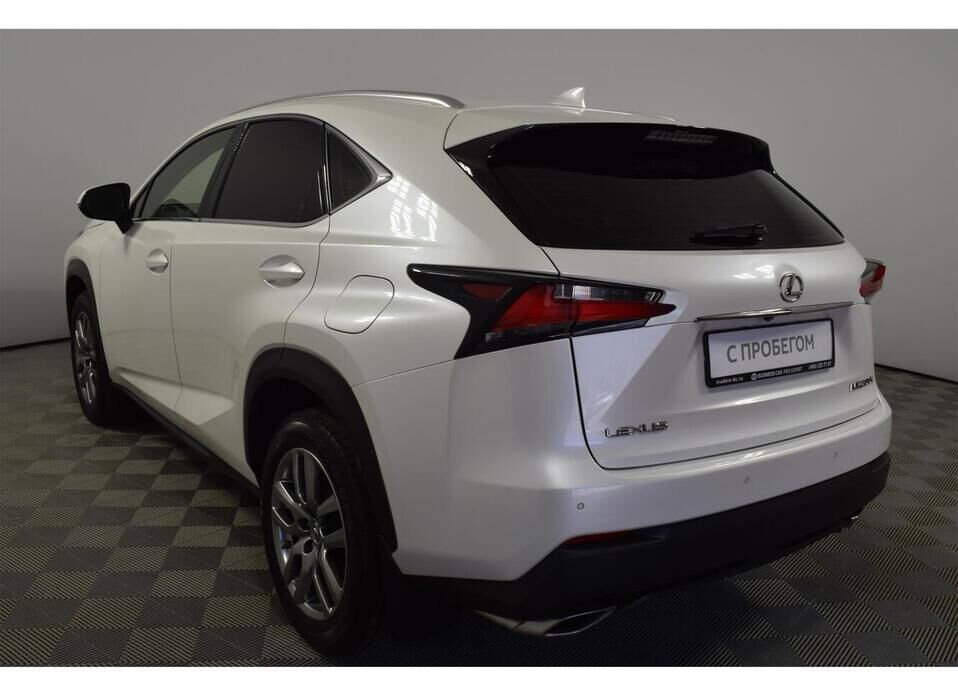 Lexus NX, I 200t 2.0 AT (238 л.с.) 4WD