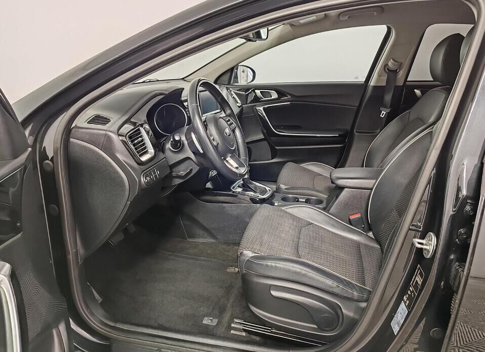 Kia Ceed 1.6 AT (128 л.с.)