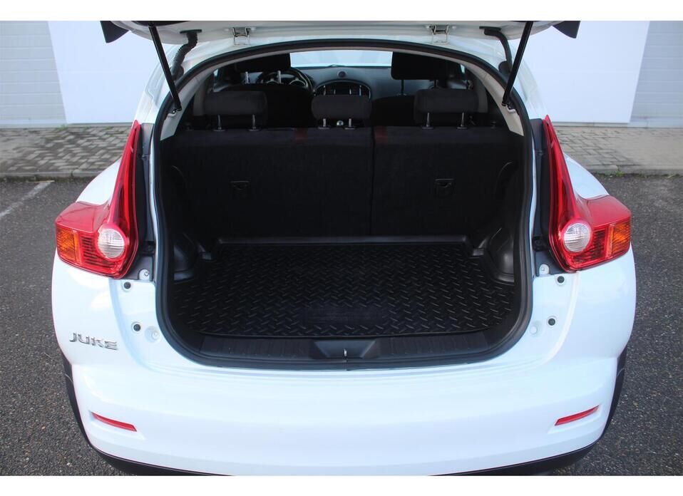 Nissan Juke, I 1.6 MT (117 л.с.)