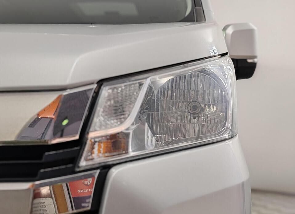 Toyota HiAce 2.8d MT (150 л.с.)
