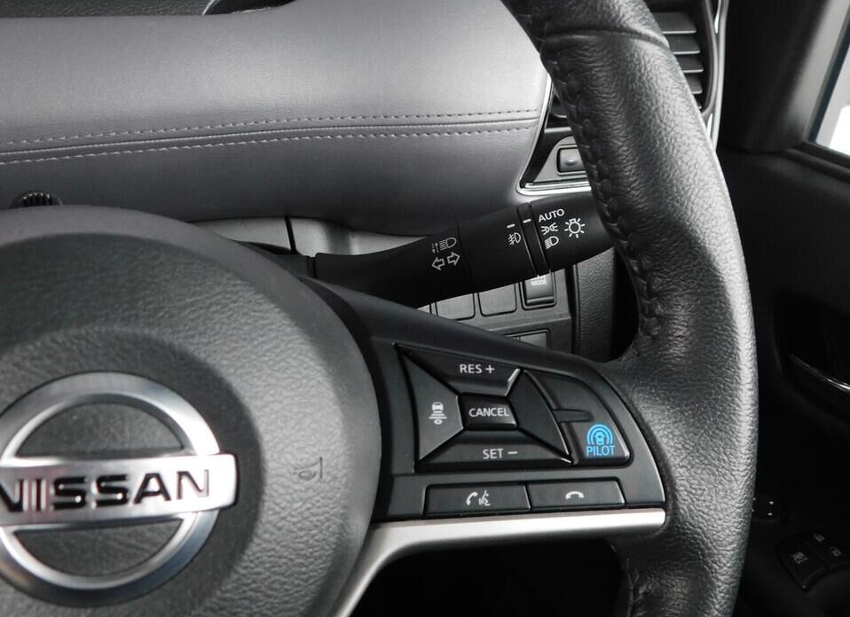 Nissan Serena, V (C27) Рестайлинг 1.2hyb AT (84 л.с.)