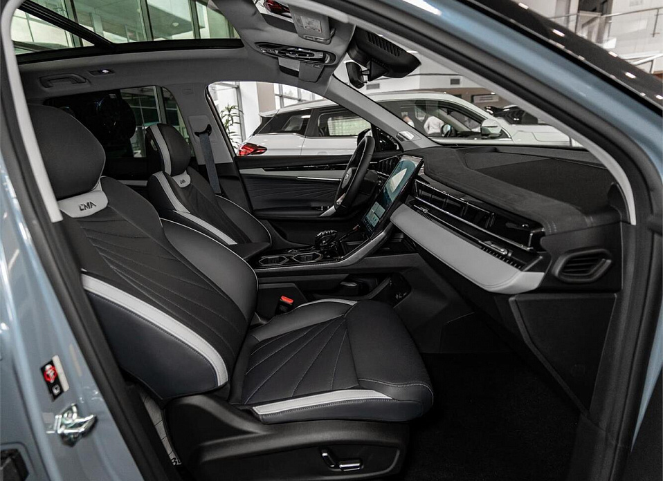 Geely Atlas, II 2.0 AT (200 л.с.) 4WD