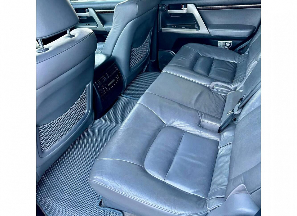 Toyota Land Cruiser, 200 Series 4.7 AT (288 л.с.) 4WD