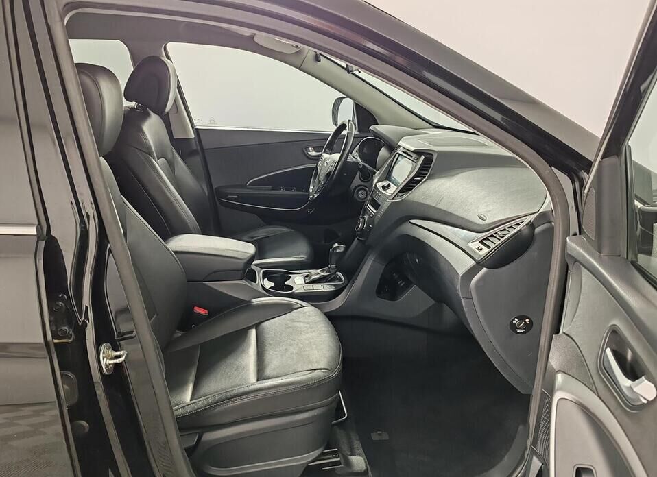 Hyundai Santa Fe 2.2d AT (200 л.с.) 4WD