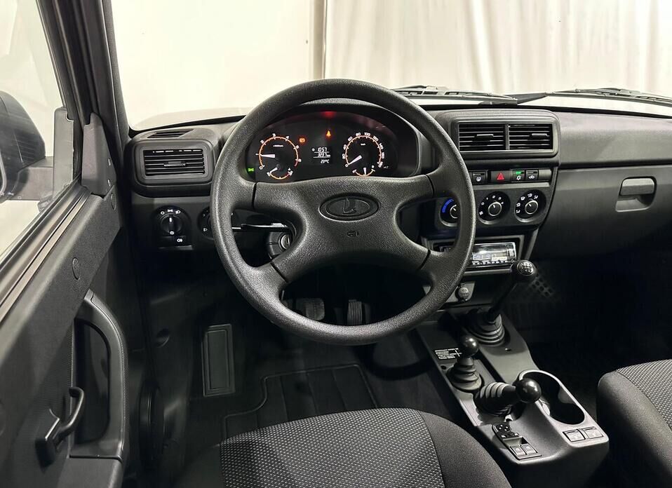 LADA (ВАЗ) Niva Legend 1.7 MT (83 л.с.) 4WD