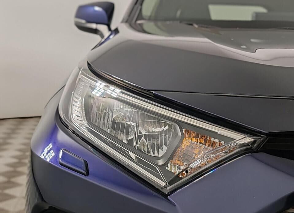 Toyota RAV4, V (XA50) 2.0 CVT (173 л.с.) 4WD