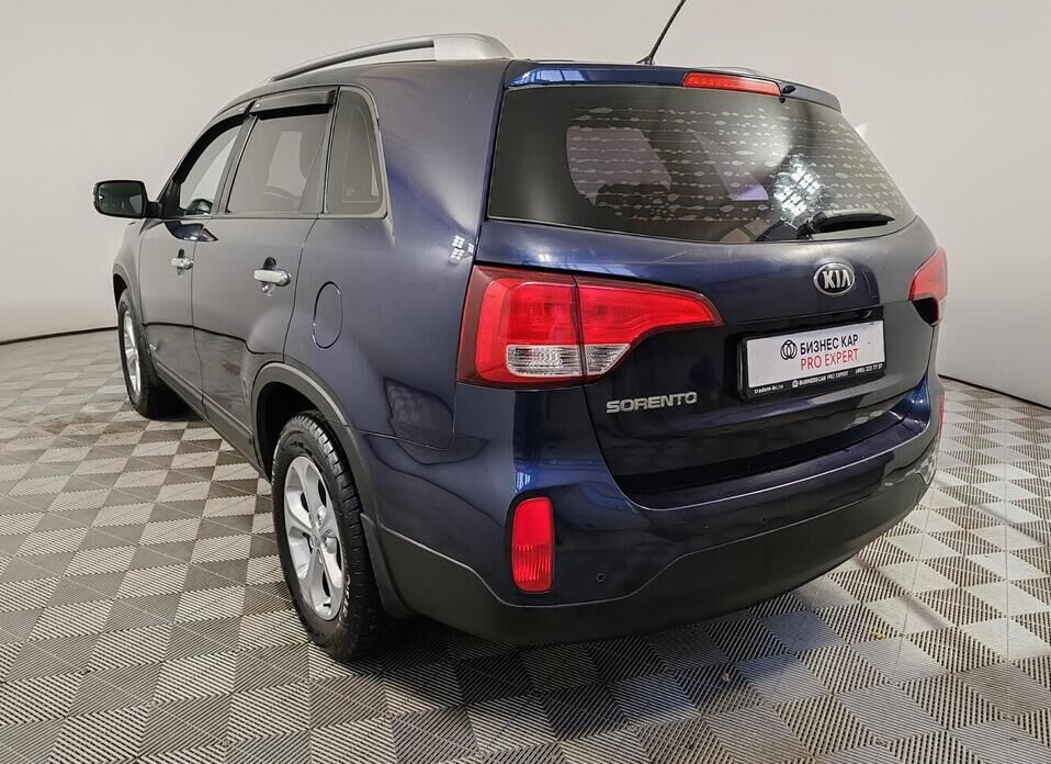 Kia Sorento, II Рестайлинг 2.4 AT (175 л.с.) 4WD