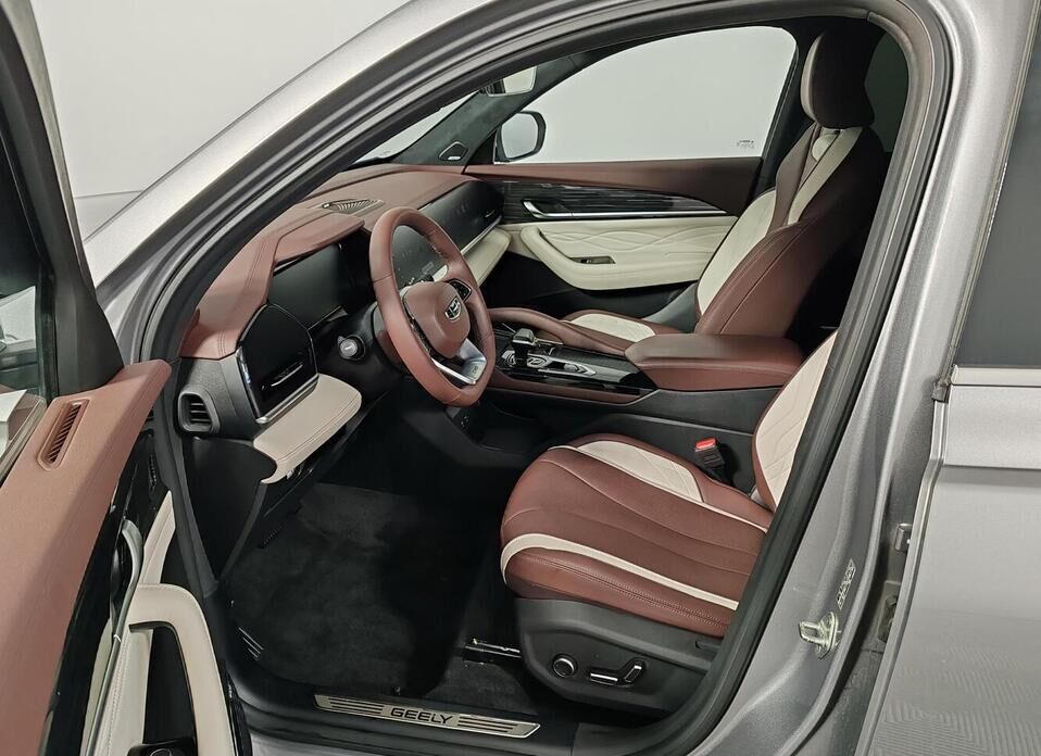 Geely Monjaro 2.0 AT (238 л.с.) 4WD