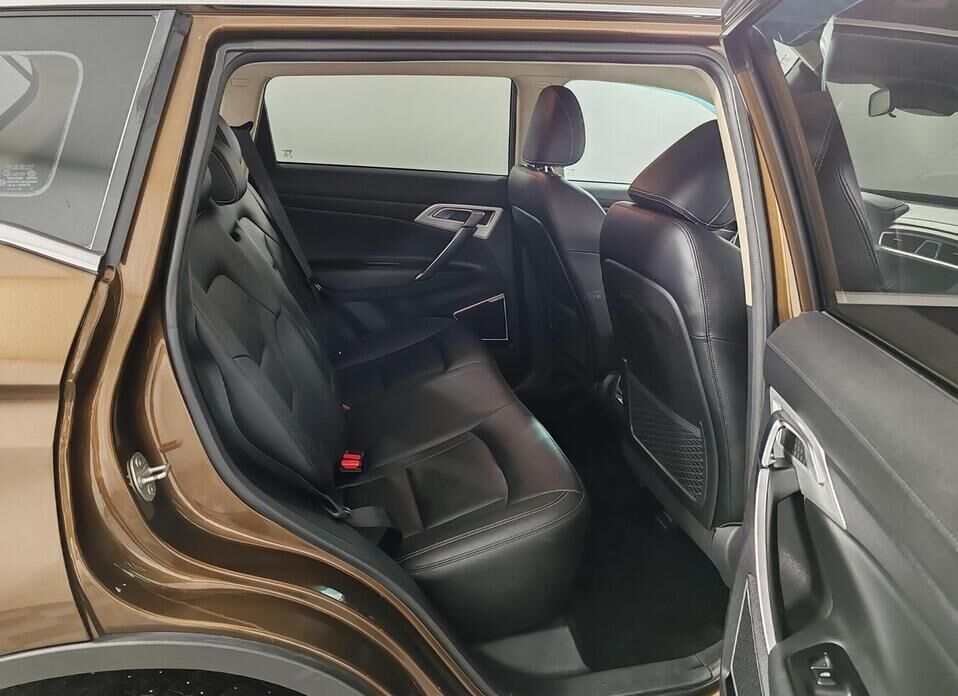 Geely Atlas, I 1.8 AT (184 л.с.) 4WD