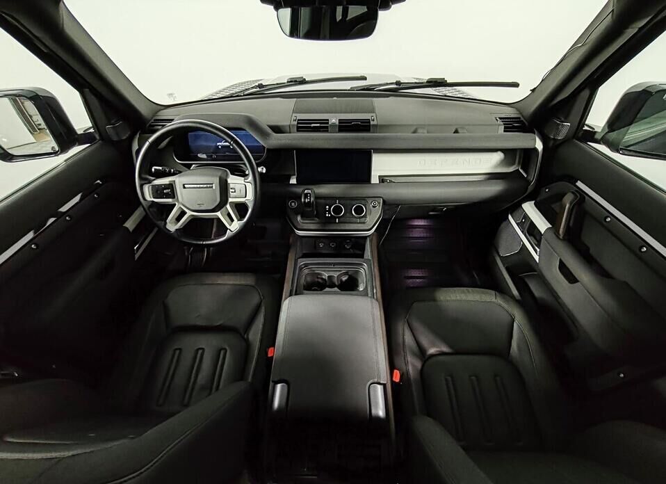 Land Rover Defender, II 110 2.0d AT (200 л.с.) 4WD