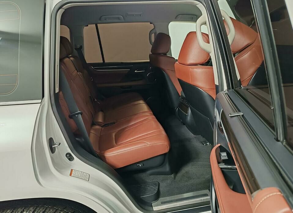 Lexus LX 450d 4.5d AT (272 л.с.) 4WD