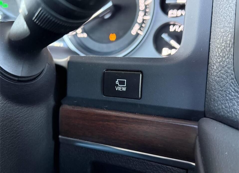 Toyota Land Cruiser, 200 Series Рестайлинг 2 4.5d AT (249 л.с.) 4WD