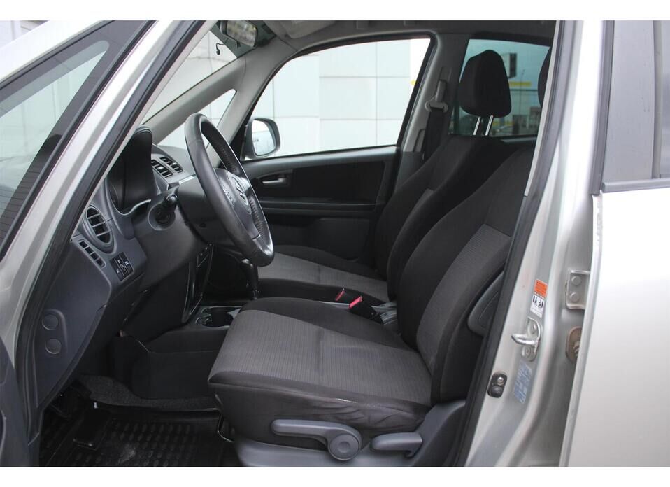 Suzuki SX4, I (Classic) 1.6 AT (106 л.с.)