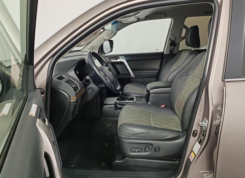 Toyota Land Cruiser Prado 2.8d AT (177 л.с.) 4WD