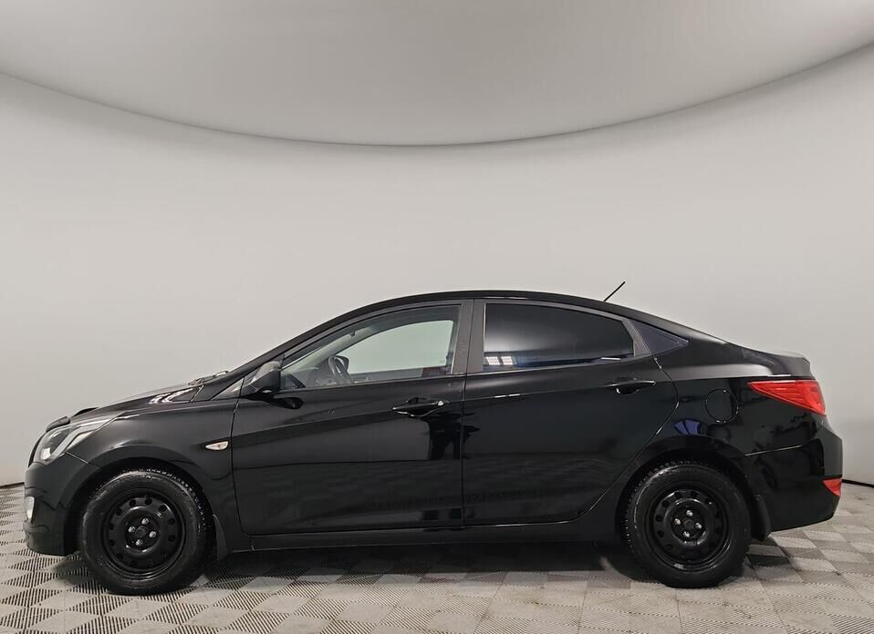 Hyundai Solaris, I Рестайлинг 1.6 AT (123 л.с.)