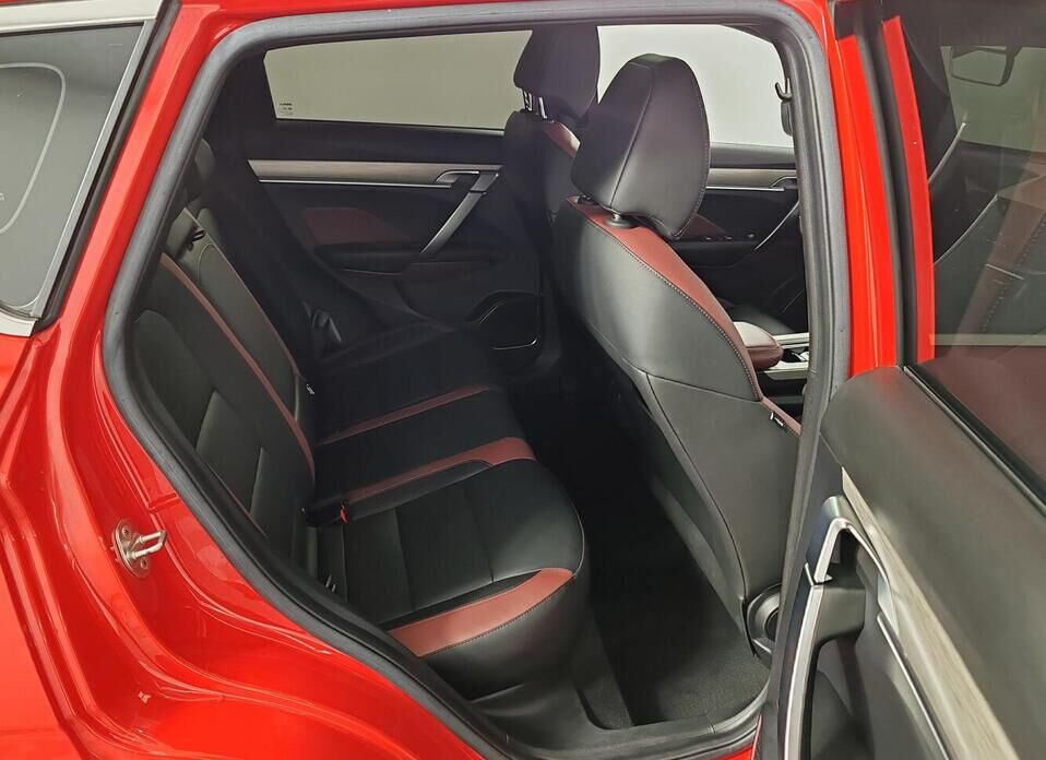Geely Coolray 1.5 AMT (150 л.с.)