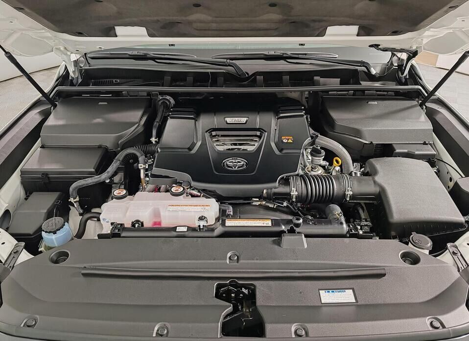 Toyota Land Cruiser, 300 Series 3.4d AT (299 л.с.) 4WD