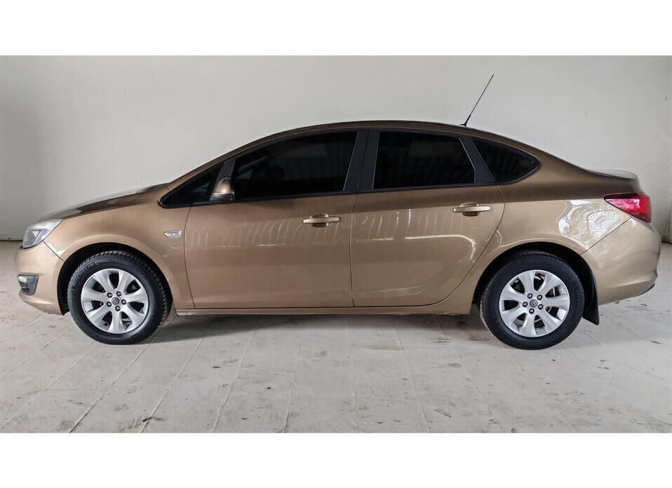 Opel Astra 1.6 MT (115 л.с.)