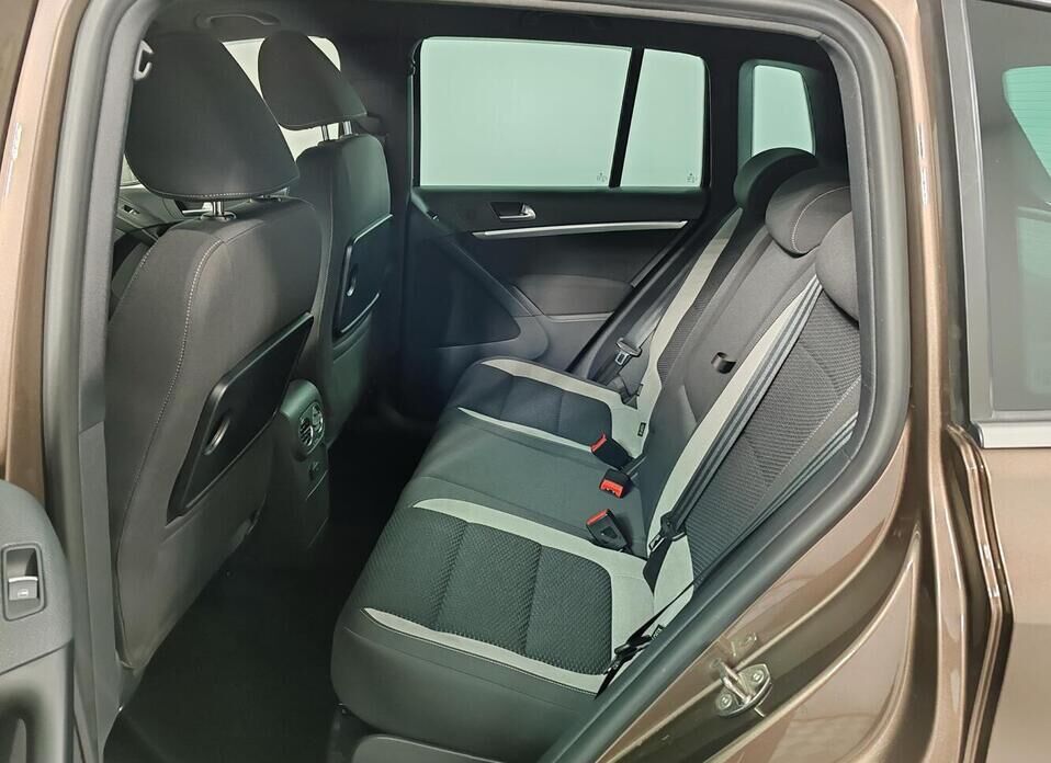 Volkswagen Tiguan, I Рестайлинг 2.0 AMT (210 л.с.) 4WD