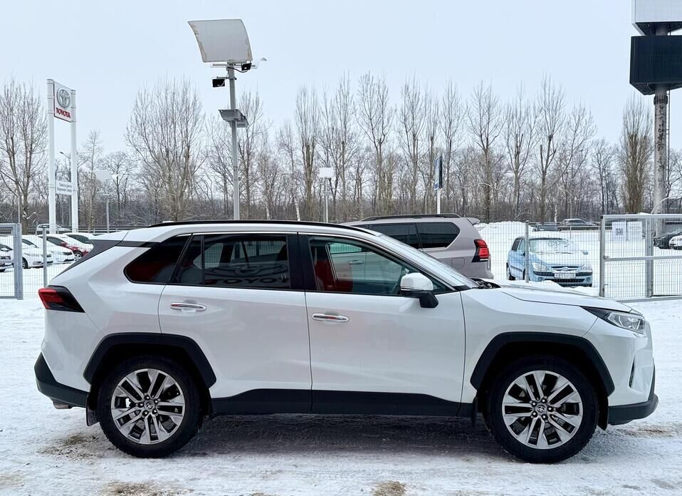 Toyota RAV4, V (XA50) 2.5 AT (199 л.с.) 4WD