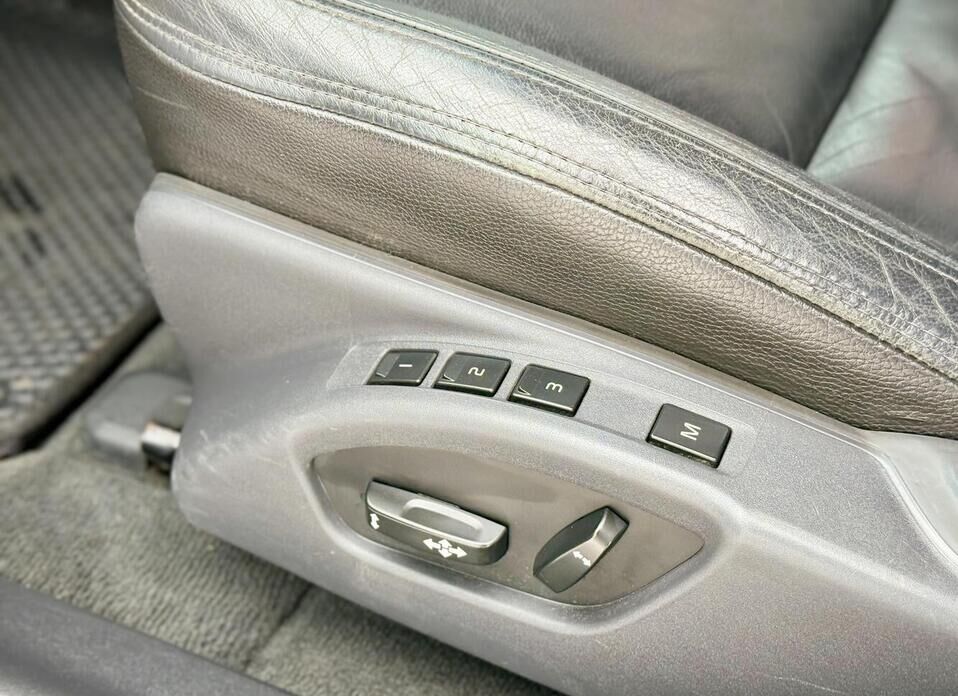 Volvo XC60, I 2.4d AT (215 л.с.) 4WD