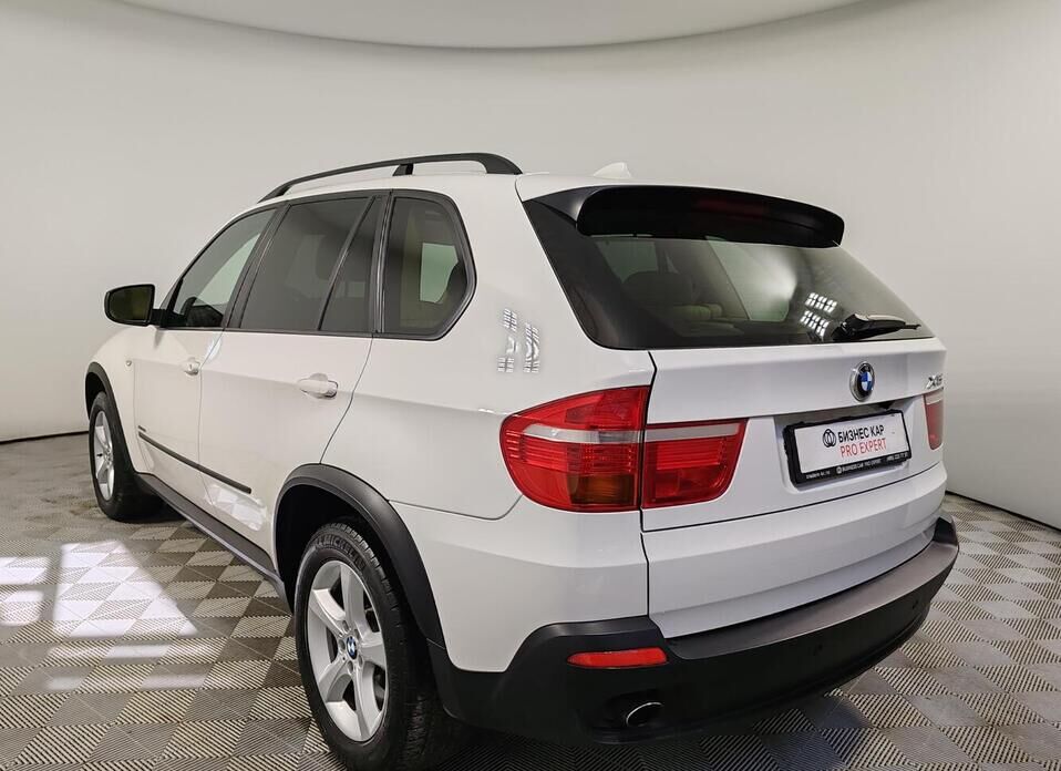 BMW X5, II (E70) 30i 3.0 AT (272 л.с.) 4WD