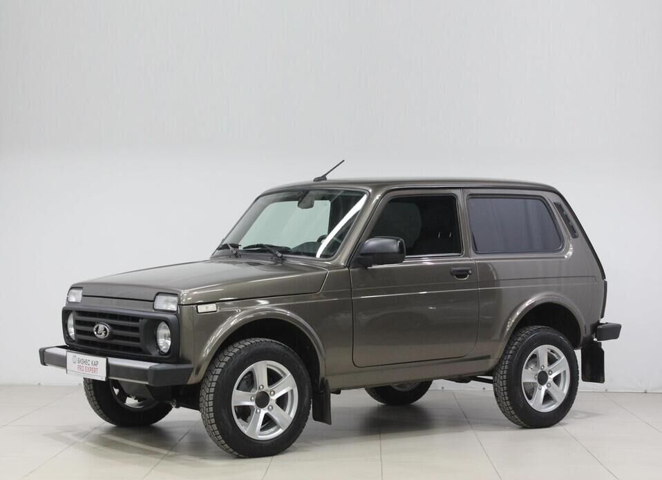 LADA (ВАЗ) Niva Legend 1.7 MT (83 л.с.) 4WD