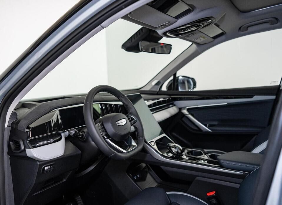 Geely Atlas, II 2.0 AT (200 л.с.) 4WD