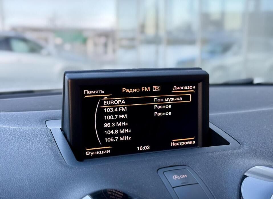 Audi A1, I (8X) 1.4 AMT (122 л.с.)